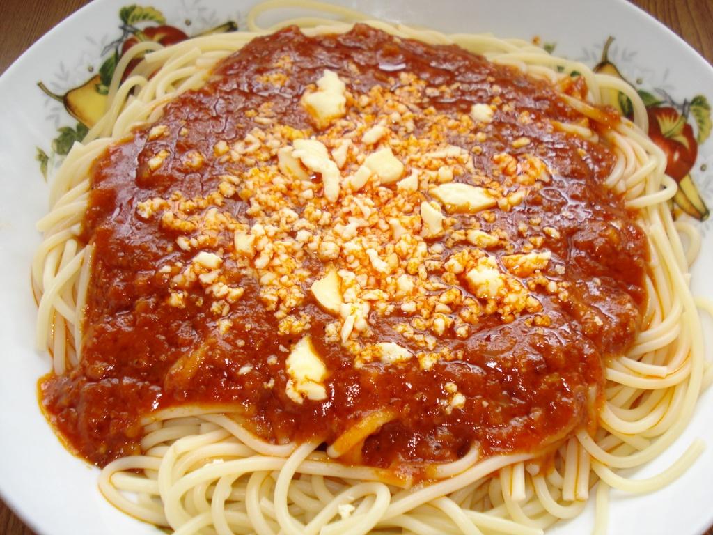 spaghetti in filipino style picture